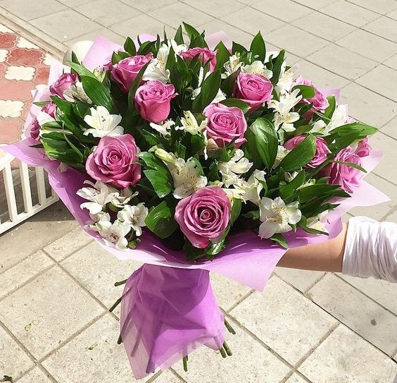 Купить цветы. микс 3 750 сом. Доставка цветов Бишкек. Цветочный магазин.